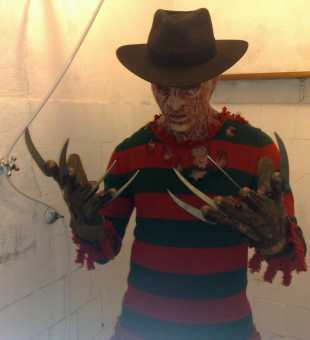 Personagens de filmes de terror para festas de Halloween e Eventos